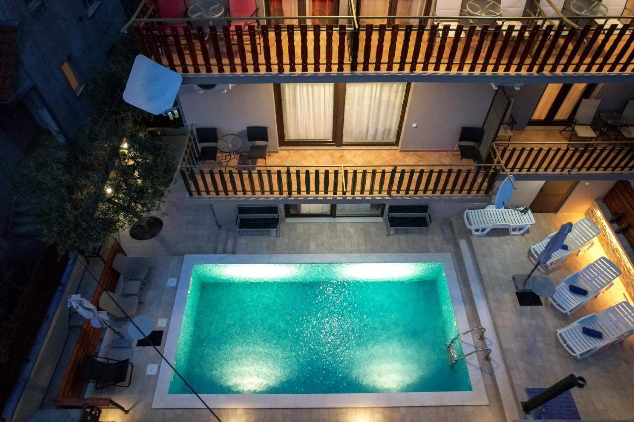 Pool Apartments Julia Zadar Ngoại thất bức ảnh